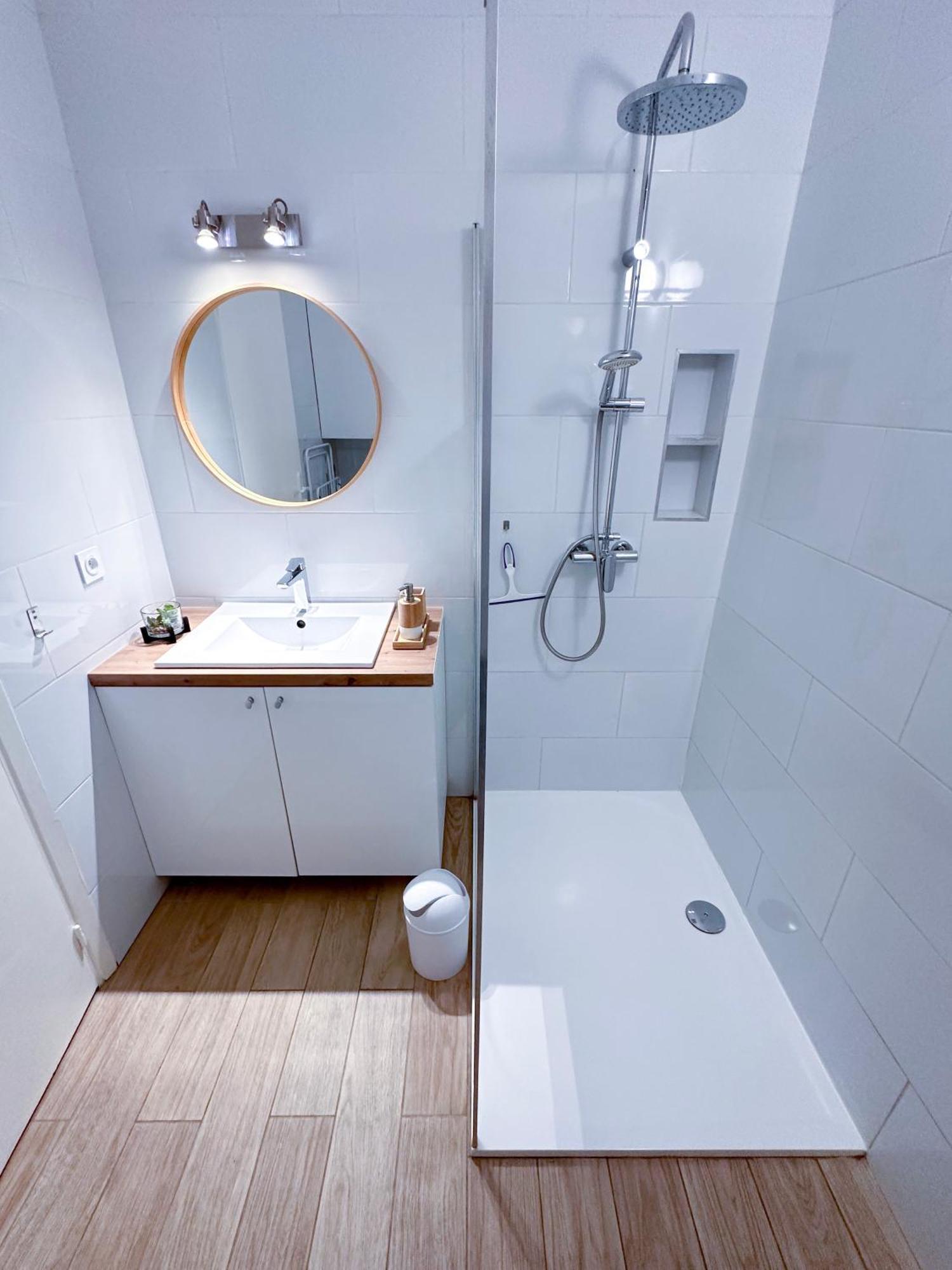 Apartment Poincare 3 - Proche Calme Et Renove A Juan Les Pins Antibes